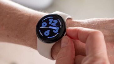 Google a lancé Wear OS 5 et il est temps de mettre à jour le Pixel Watch vers cette version 25 Wear OS 5 Pixel Watch Google mettre à jour