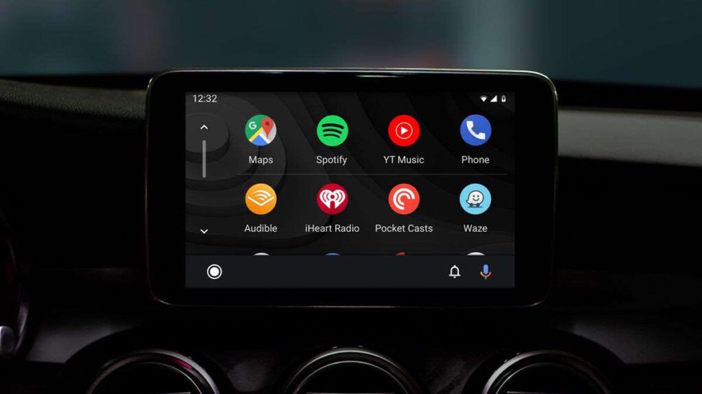 Google veut apporter l'IA dans de nouveaux domaines et son choix s'est porté sur Android Auto 2 Google Android Auto Gemini IA