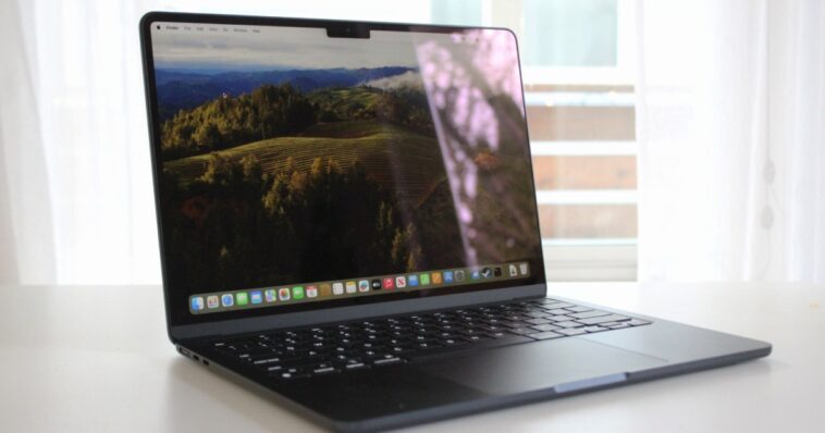 Le MacBook Air M4 pourrait arriver plus tôt que prévu 1 Le Macbook Air M4 Pourrait Arriver Plus Tot Que Prevu.jpg