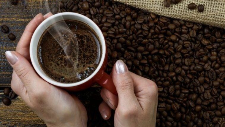 Boire du café de cette façon réduit le risque de mort prématurée, selon une étude 1 Image