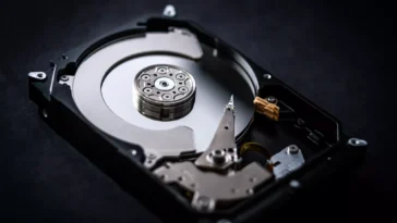Le dernier problème de l'industrie musicale : les disques durs archivés des années 90 sont en train de mourir 25 Le Dernier Problème De L'industrie Musicale Les Disques Durs Archivés Des Années 90 Sont En Train De Mourir