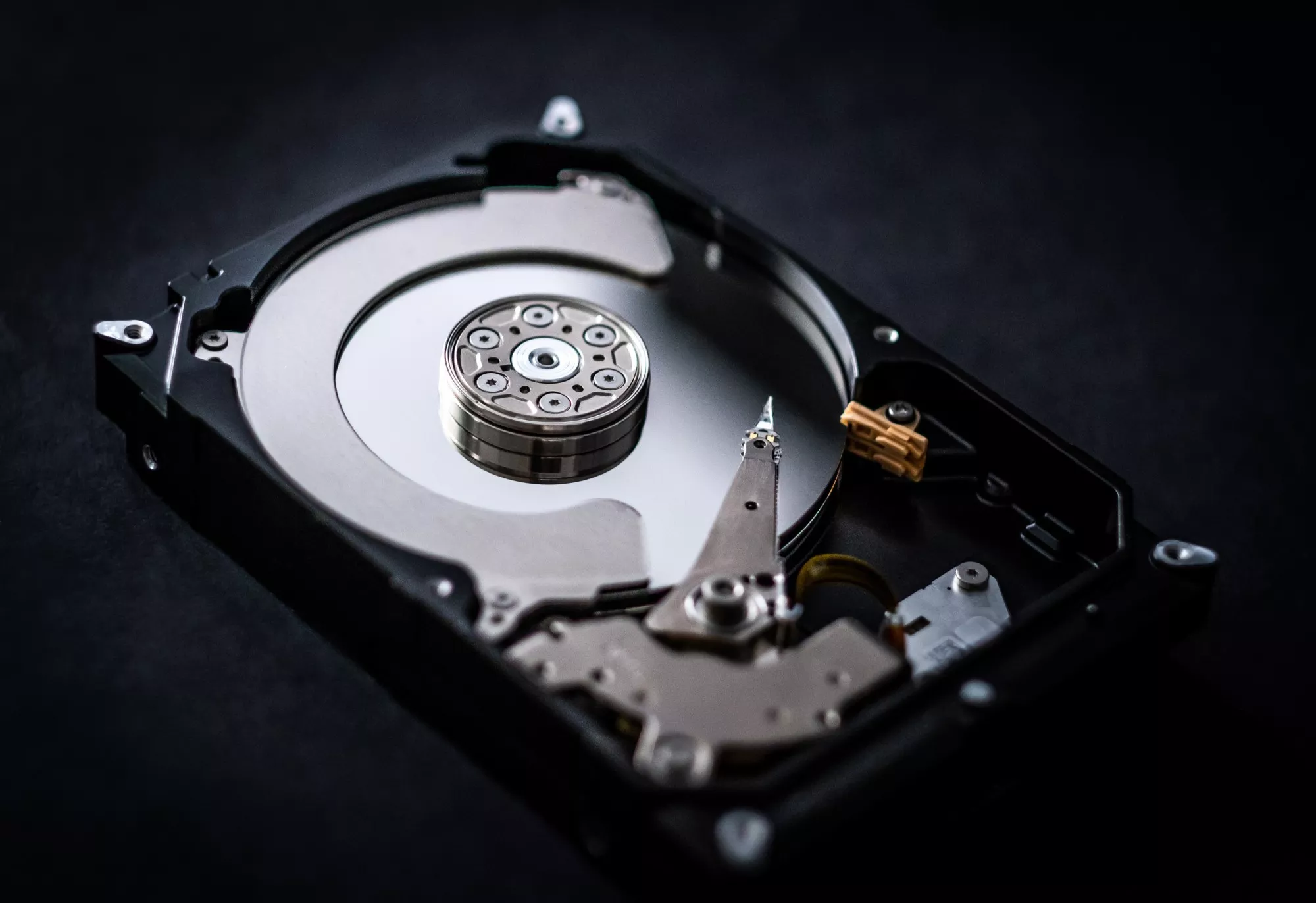 Le dernier problème de l'industrie musicale : les disques durs archivés des années 90 sont en train de mourir 18 Le Dernier Problème De L'industrie Musicale Les Disques Durs Archivés Des Années 90 Sont En Train De Mourir