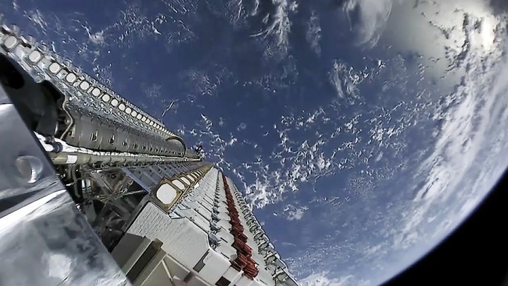 Le service Starlink de SpaceX vient d'atteindre un nouveau jalon d'abonnés 2 Satellites Starlink déployés par SpaceX.