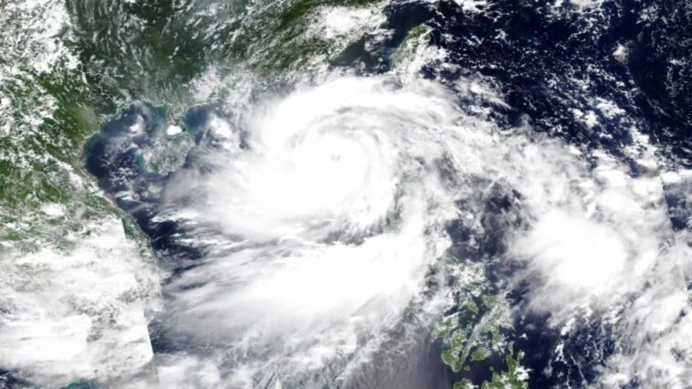 Qu'est-ce que l'ouragan Yagi, le super cyclone tropical avec des vents dépassant 200 km/h qui a déjà causé 13 morts 1 NOAA | Photo satellite de l'ouragan Yagi