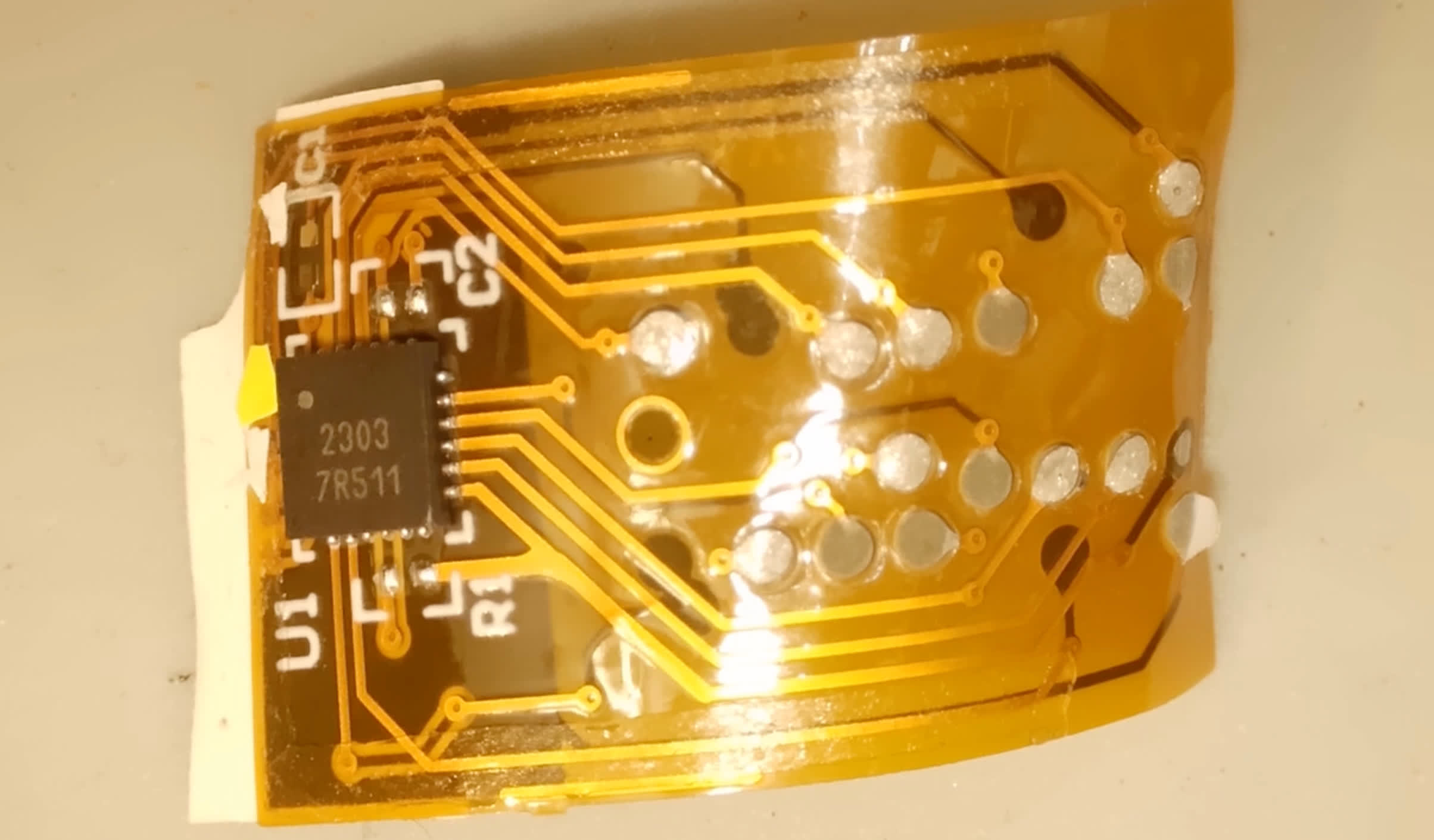Une cartouche modifiée d'imprimantes HP contourne les défenses DRM ! 2 Une cartouche modifiee contourne les defenses DRM des imprimantes HP