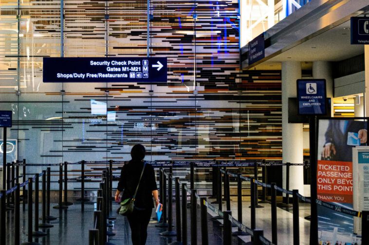 Une faille de sécurité majeure de la TSA a été révélée, une simple vulnérabilité SQL aurait pu permettre l'accès aux cockpits des avions 1 Major TSA security flaw exposed, simple SQL vulnerability could have allowed access to airplane cockpits