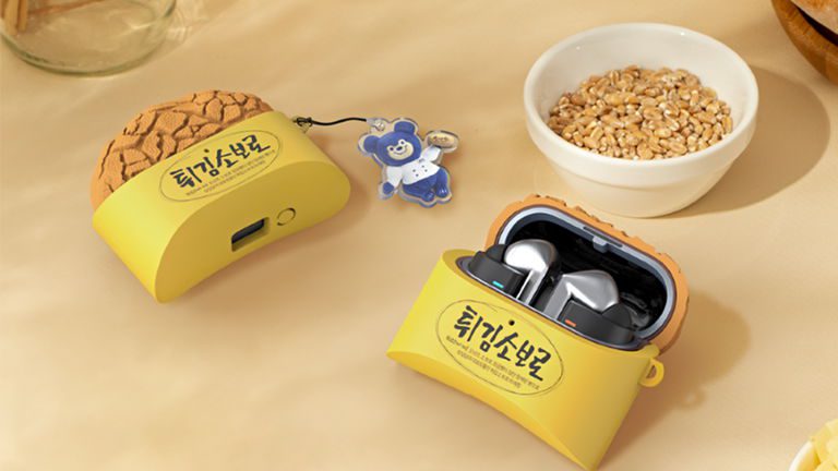 Voici la coque des Samsung Galaxy Buds3 Pro en forme de petit pain que tu ne pourras pas acheter 2 Voici la coque des Samsung Galaxy Buds3 Pro en forme de petit pain, que vous ne pourrez pas acheter