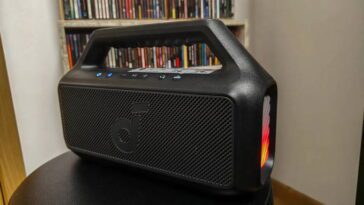 Voici le haut-parleur Bluetooth que je recommande d'utiliser à la maison, que ce soit pour écouter de la musique ou pour jouer 18 Voici le haut-parleur Bluetooth que je recommande pour une utilisation à la maison, que ce soit pour écouter de la musique ou pour jouer