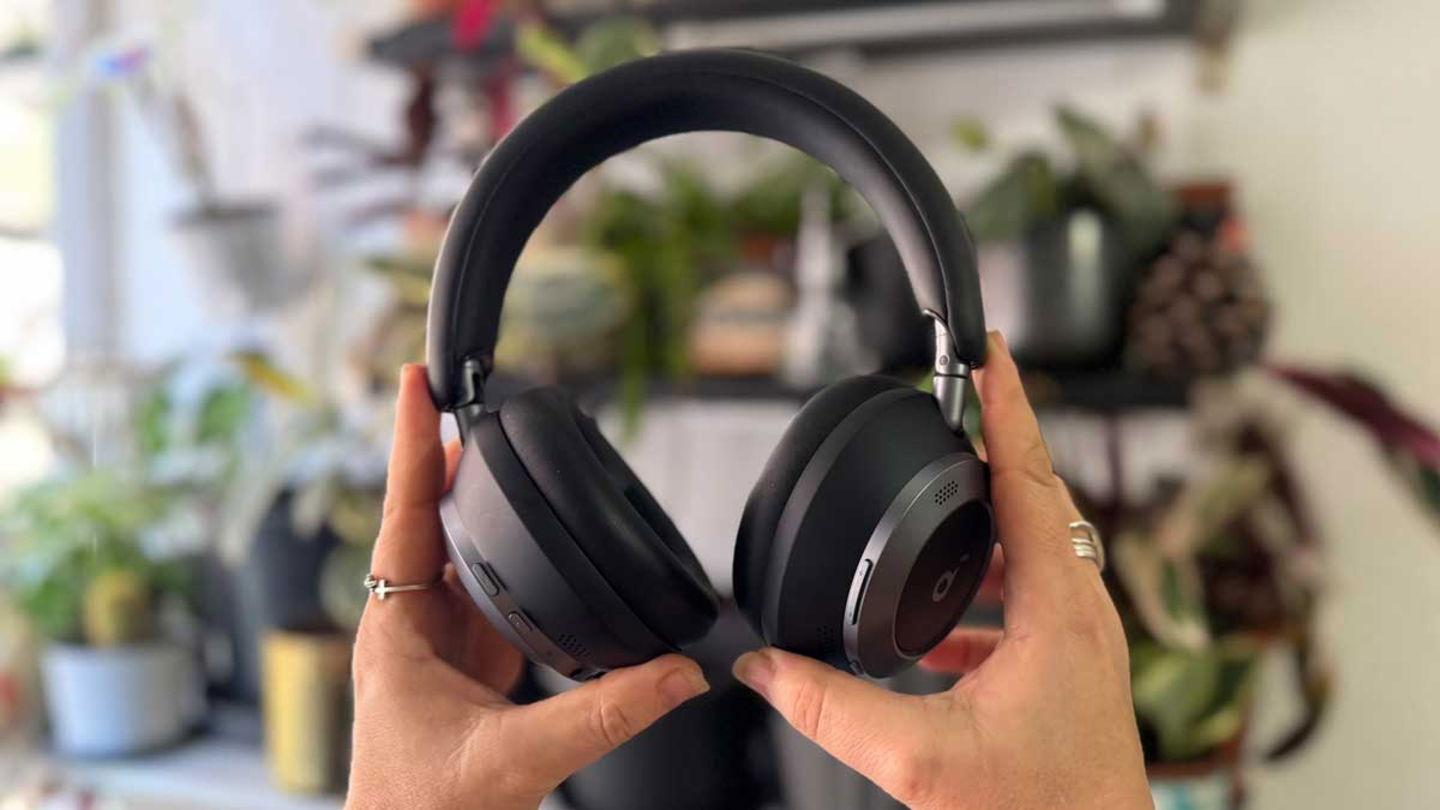 J'ai essayé les soundcore Space One Pro et ce sont les écouteurs parfaits pour voyager 6 les boutons des soundcore Space One Pro
