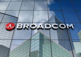 Broadcom tried to hit AT&T with a 1,050% price increase for VMware products