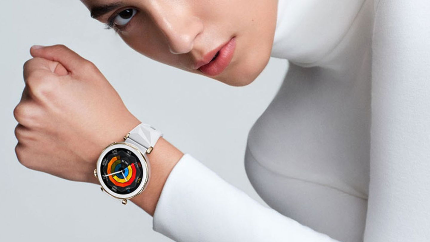 Si tu aimes les montres, voici ta smartwatch : HUAWEI rapproche plus que jamais le Watch GT 5 Pro 3 Si vous aimez les montres, c'est votre smartwatch : HUAWEI rapproche plus que jamais le Watch GT 5 Pro