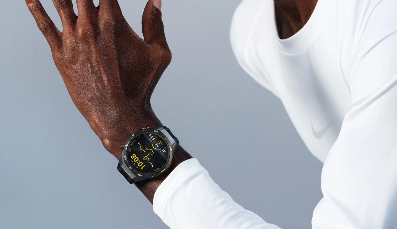 Si tu aimes les montres, voici ta smartwatch : HUAWEI rapproche plus que jamais le Watch GT 5 Pro 5 Si vous aimez les montres, c'est votre smartwatch : HUAWEI rapproche plus que jamais le Watch GT 5 Pro