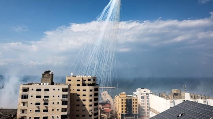 Qu'est-ce que le phosphore blanc, l'arme considérée comme interdite qu'Israël a utilisée contre le Liban ? 3 Phosphore blanc