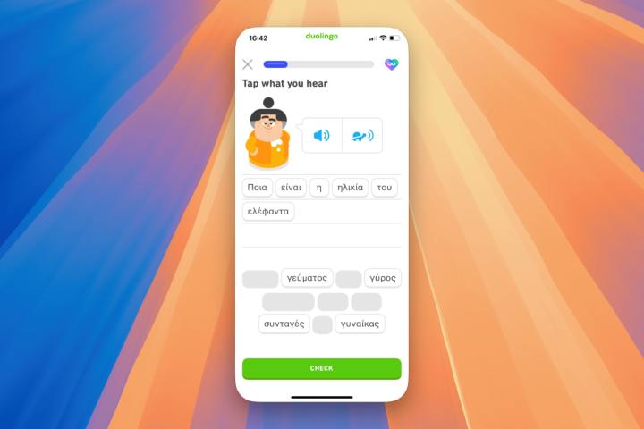 Comment utiliser la mise en miroir de l'iPhone sur votre Mac 5 The Duolingo iOS app being used in macOS Sequoia using the iPhone Mirroring app.