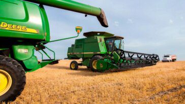 John Deere entrave toujours la capacité des agriculteurs à réparer leur hardware, avertit un sénateur américain 30 John Deere is still hindering farmers