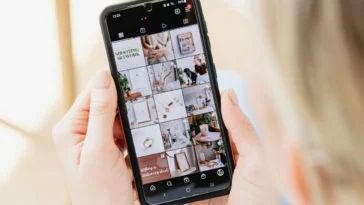 Les personnes peuvent-ils voir lorsque vous consultez leur profil, storie, moment, publication ou reel Instagram ? 4 Can someone see when you view their Instagram