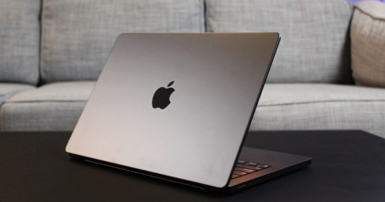 Un YouTuber avec 11M d'abonnés vient de déballer le MacBook Pro M4 1 1728322633 Un Youtuber Avec 11m Dabonnes Vient De Deballer Le Macbook.jpg