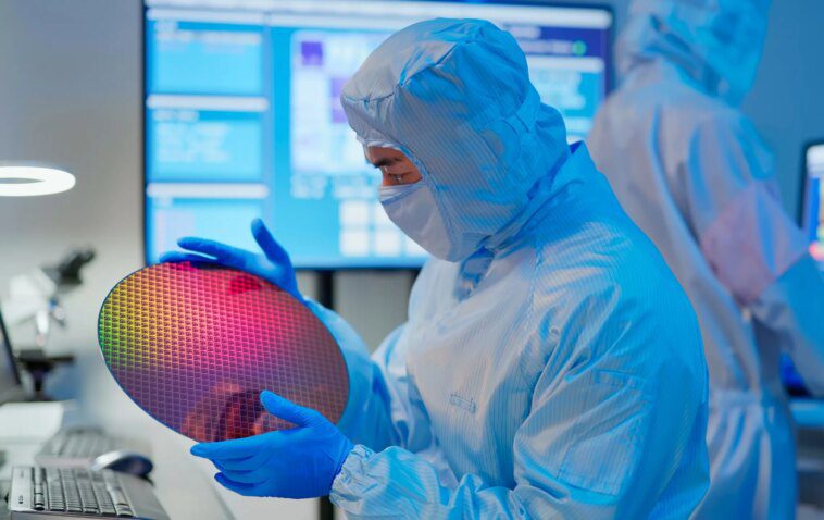 Des ventes de puces record montrent des signes de reprise de l'industrie des semi-conducteurs malgré les tensions mondiales 1 Record chip sales show signs of a semiconductor industry rebound despite global tensions