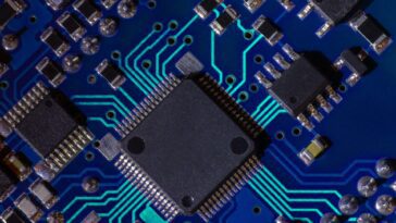 Firmware vs. Logiciel : Quelle est la différence 27 Firmware vs. Software: What's the Difference?
