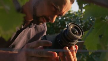 Panasonic dévoile le plus petit et le plus léger objectif zoom plein format au monde 14 Panasonic unveils world