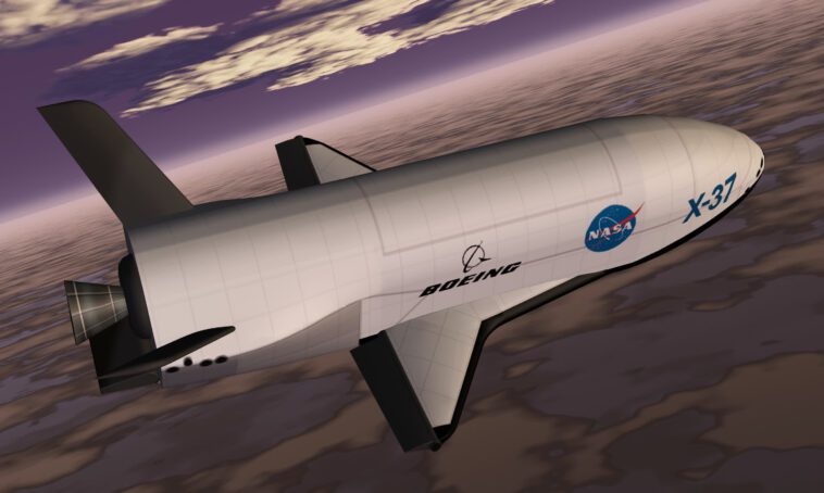 L'Air Force va soumettre le drone spatial X-37B, pas si secret, à des tests orbitaux avancés 1 Air Force to put not-so secret X-37B space drone through advanced orbital tests