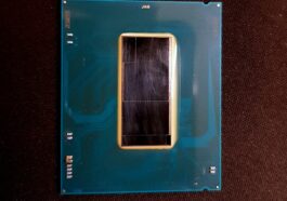 Le processeur Intel Arrow Lake-S est décapsulé avant son lancement, mettant en avant une architecture en tuiles 102 Intel Arrow Lake-S CPU gets delidded ahead of launch, showcasing tiled architecture