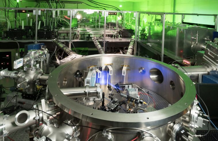 Nouvelle installation de 150 millions de dollars utilisera des lasers de 7 pétawatts pour (espérons-le) atteindre la fusion nucléaire 1 New $150M facility will fire 7-petawatt lasers to (hopefully) achieve nuclear fusion