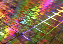 Intel aurait pu devancer AMD dans la transition vers le 64 bits mais a choisi de ne pas le faire, révèlent des ingénieurs 14 Intel could have beaten AMD to 64-bit transition but wrongly chose not to, engineers reveal