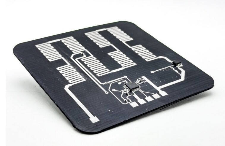 Des portes logiques sans semi-conducteurs imprimées en 3D pourraient bientôt alimenter des appareils électroniques bon marché 1 3D-printed semiconductor-free logic gates could soon power cheap electronics devices