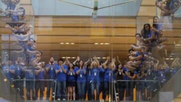 Apple accusée de violer les droits des travailleurs en imposant des règles illégales 7 travailleurs de la Apple