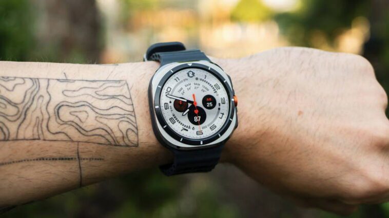 Comment choisir une montre connectée en 2024 : 5 fonctionnalités indispensables 1 Comment choisir un smartwatch en 2024 : 5 fonctionnalités indispensables