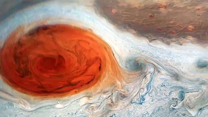 Curieux : la Grande Tache Rouge de Jupiter ressemble à de la gélatine 2 Image de la Grande Tache Rouge de Jupiter