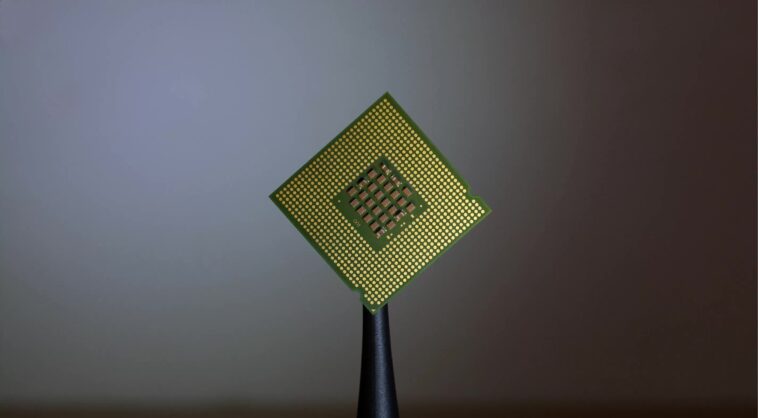 De nouvelles méthodes d'attaque contournent les mitigations de Spectre dans les processeurs PC modernes 1 New attack methods work against Spectre mitigations in modern PC CPUs