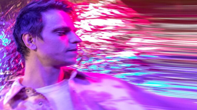 Es-tu prêt à prendre une bière avec l'hologramme de ton meilleur ami ? 1 Image