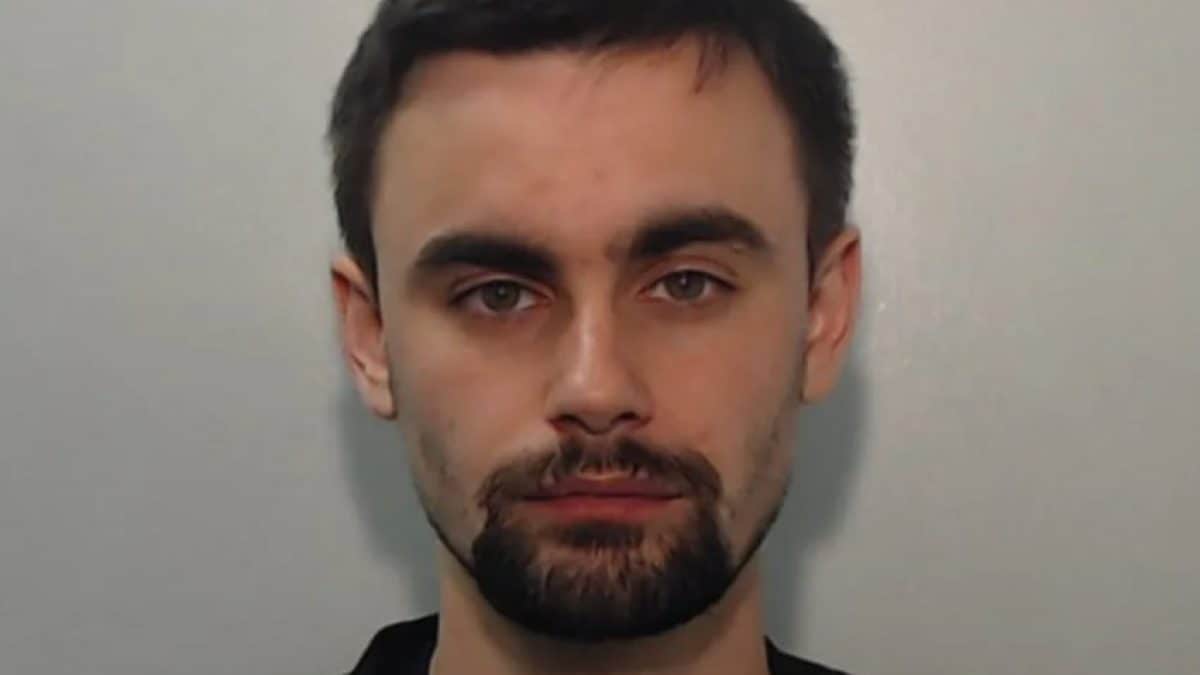 Étudiant en design crée des images pédopornographiques avec l'IA : condamné à 18 ans de prison 2 Immagine