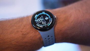 Google va reprendre le lancement de WearOS 5 pour les Pixel Watch 1 et 2 encore cette année 4 WearOS 5 Pixel Watch Google mise à jour
