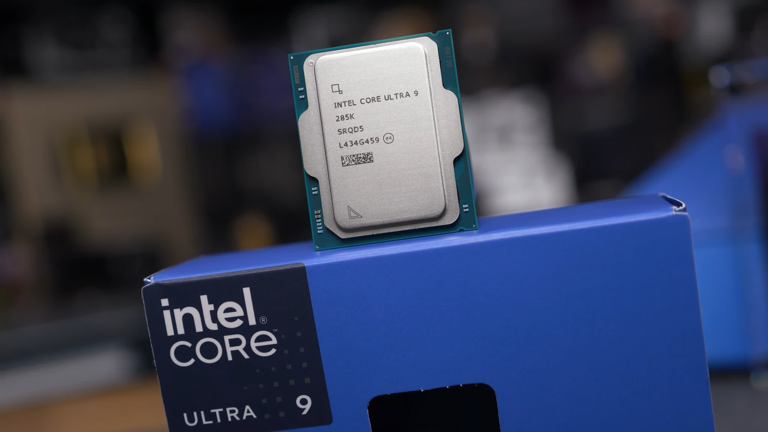 Intel Core Ultra 9 285K : Une révolution décevante pour les joueurs et les créateurs 2 Intel Core Ultra 9 285K Une revolution decevante pour