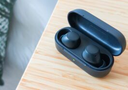 J'ai testé les nouveaux écouteurs sans fil abordables de Sony : ultra-confortables, avec une grande autonomie et un son qui surprend