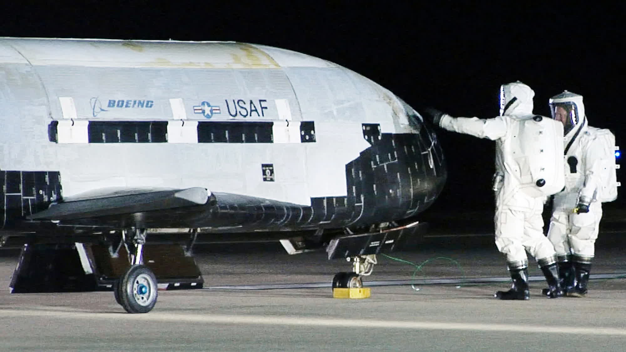L'Air Force va soumettre le drone spatial X-37B, pas si secret, à des tests orbitaux avancés 2 LAir Force va soumettre le drone spatial X 37B pas si