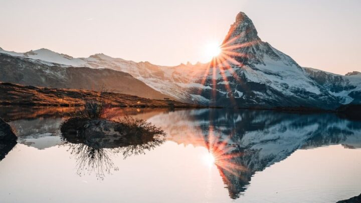 La Suisse et l'Italie redessinent une partie de leur frontière. Que se passe-t-il dans les Alpes ? 2 Montagne Matterhorn