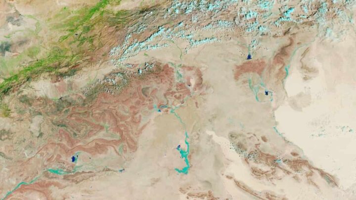 Le désert du Sahara est devenu vert ! Découvrez l'image publiée par la NASA 2 Images de la NASA du désert du Sahara, après des pluies torrentielles