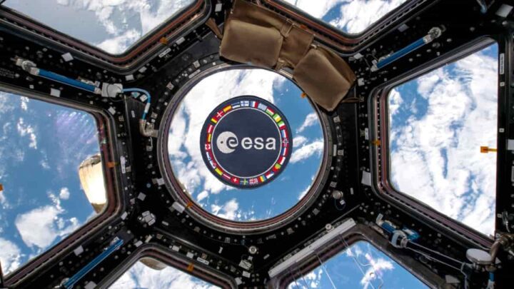 Le directeur de l'ESA dit que l'Europe a besoin de muscles pour concurrencer au niveau mondial 2 ESA, agence spatiale de l'Europe