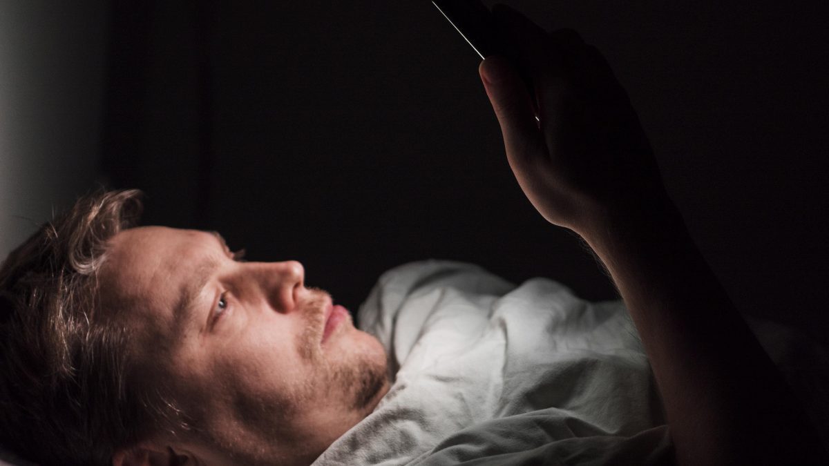 Le sommeil de mauvaise qualité : un facteur qui accélère le vieillissement du cerveau 2 Image