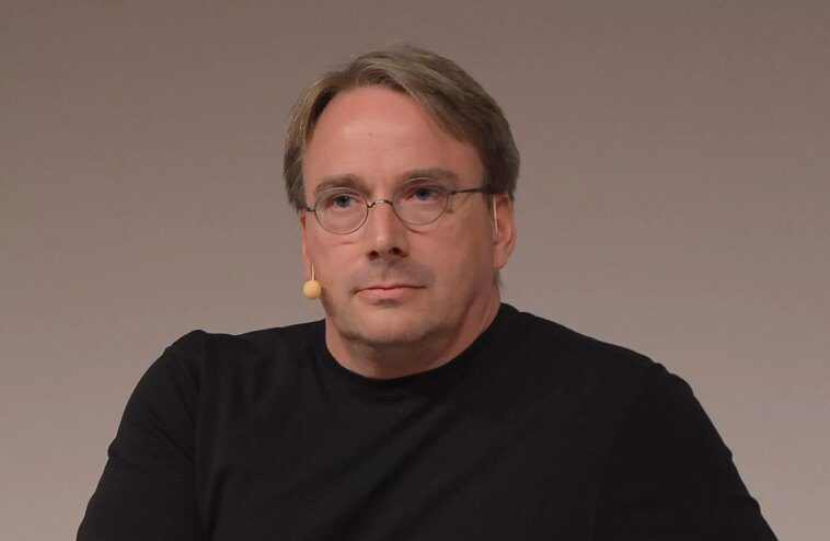 Linus Torvalds s'attaque à Intel : Assez des bugs matériels, la responsabilité aux fabricants ! 1 Linus Torvalds is fed up with making kernel changes to address faulty hardware