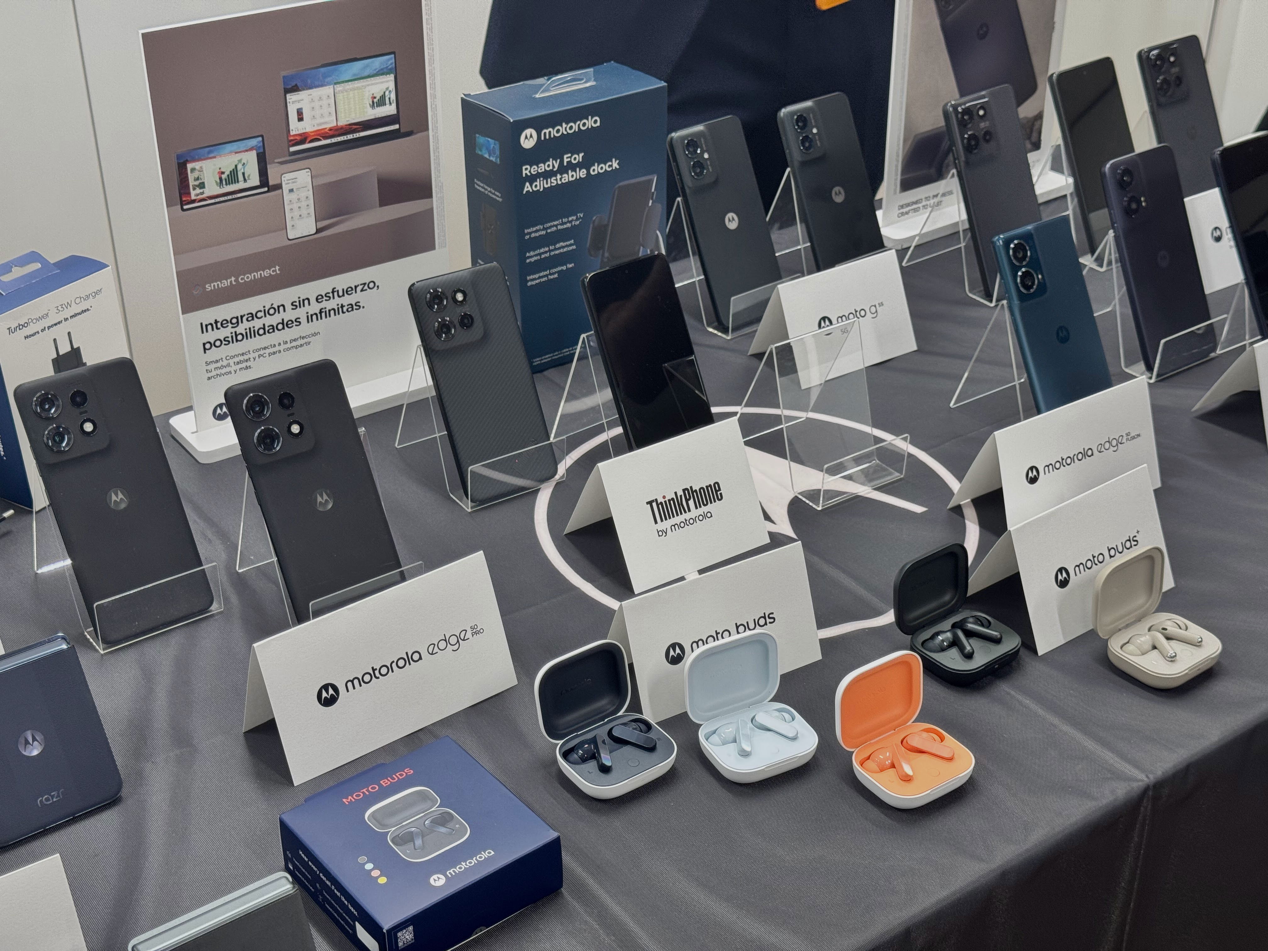 Motorola présente les nouveaux ThinkPhone 25 et Motorola G95 pour le marché professionnel : son objectif est clair, conquérir ce segment 3 Motorola présente les nouveaux ThinkPhone 25 et Motorola G95 pour le marché professionnel : leur objectif est clair, conquérir ce secteur