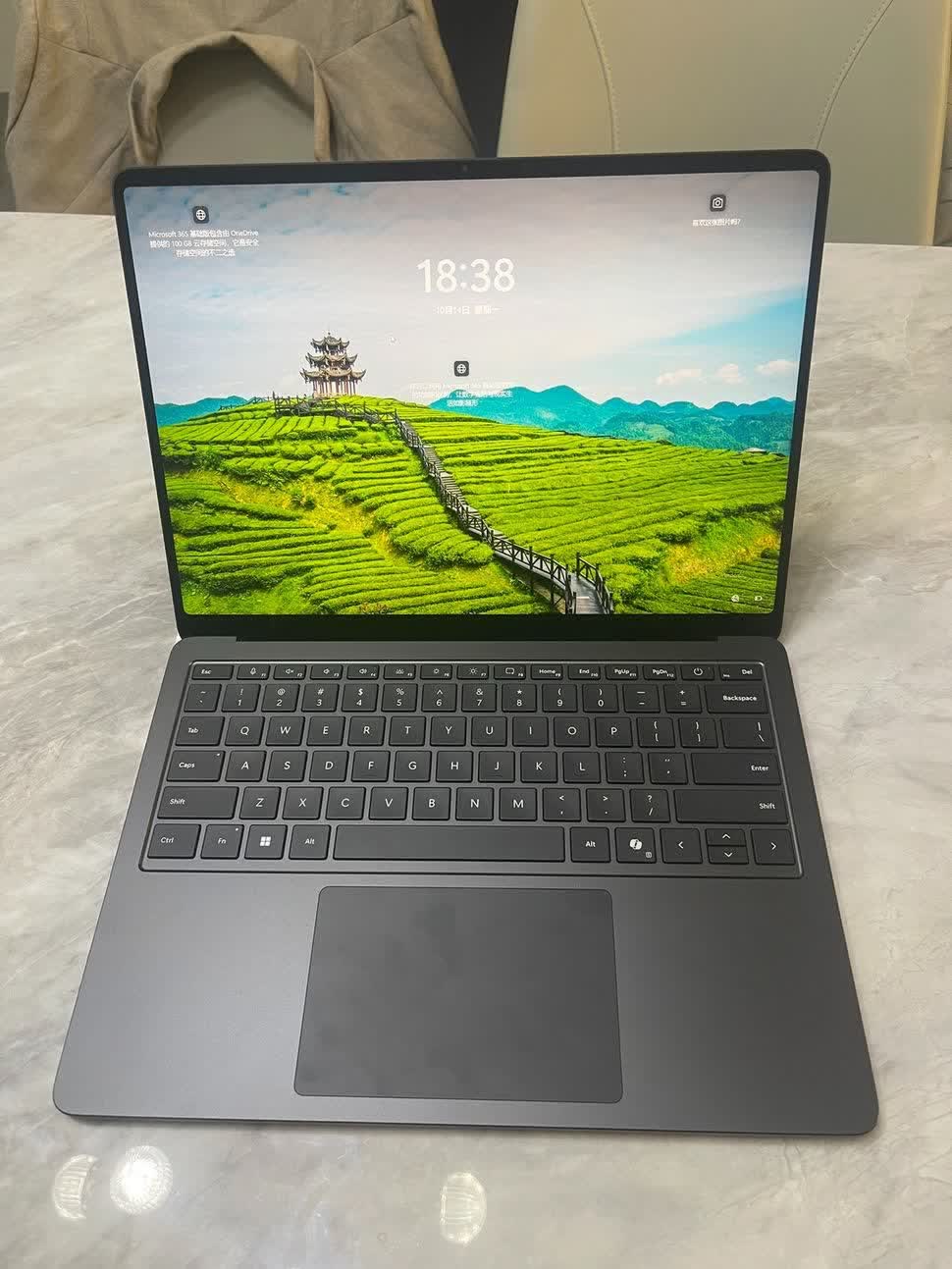 Nouveau modèle de Microsoft Surface Laptop fuite avec Core Ultra 7 268V et 32 Go de RAM 2 Nouveau modele de Microsoft Surface Laptop fuite avec Core Ultra