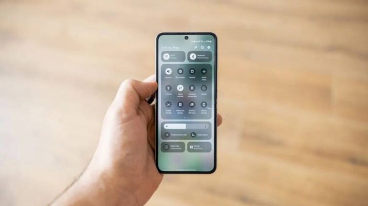 Samsung travaille sur une fonction d'IA avec laquelle il veut que tu oublies pour toujours l'application de "Réglages" de ton mobile 1 Samsung trabaja en una función de IA con la que quiere que te olvides para siempre de la app de "Ajustes" de tu móvil