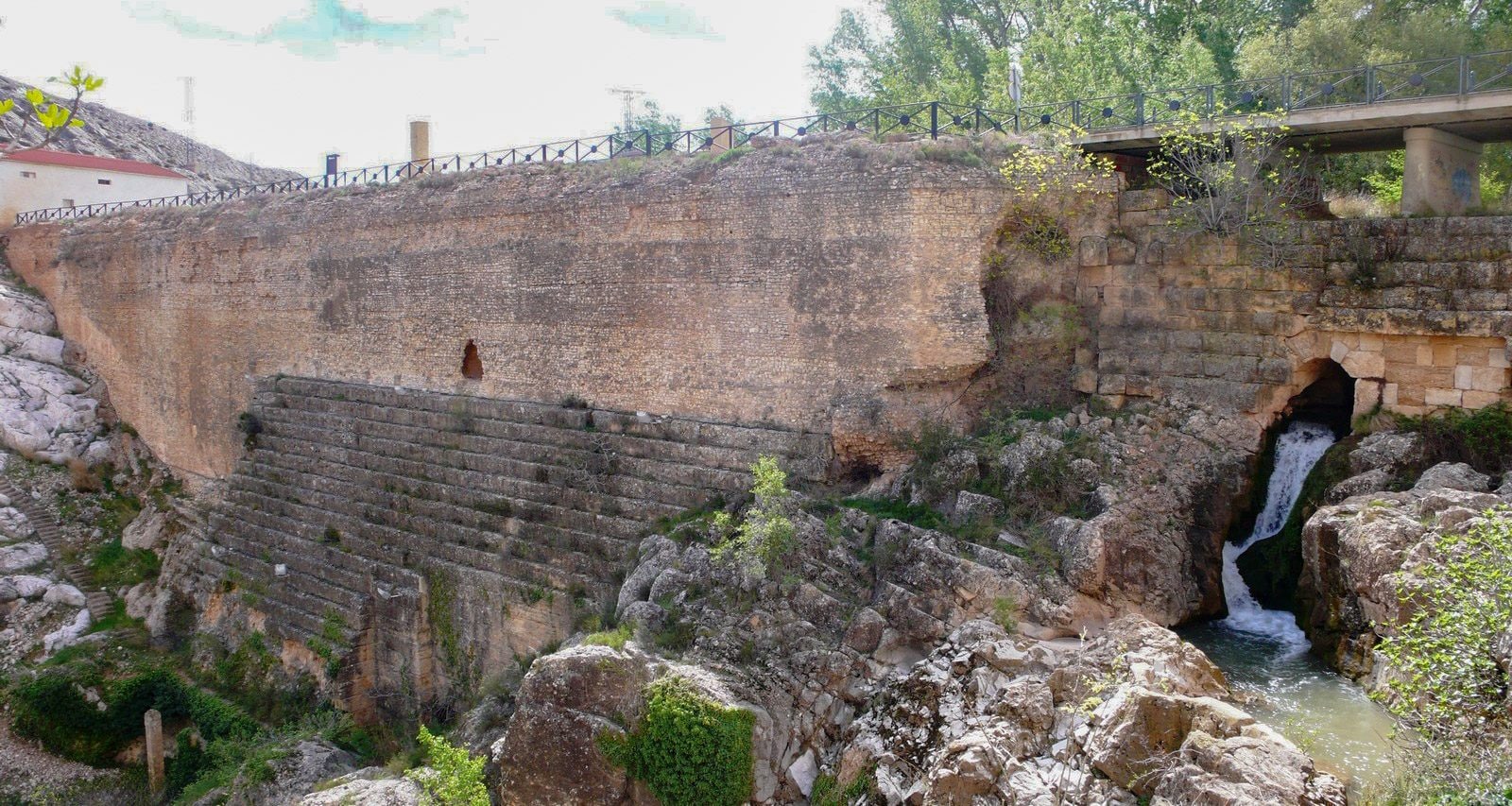 Comment un aqueduc romain vieux de 2.000 ans a sauvé un pays de la DANA qui a ravagé Valence 4 Crédit : wikipedia