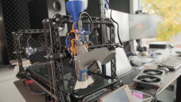 L'expérience de la colle chaude pourrait élargir les possibilités de matériaux pour l'impression 3D 17 Hot glue experiment could expand options for 3D printing materials