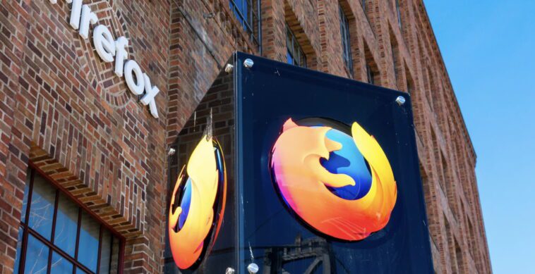Mozilla licencie 30% de ses effectifs mais reste plus déterminé que jamais à atteindre ses objectifs ambitieux 1 Mozilla laying off 30% of staff, still laser focused on its broader targets